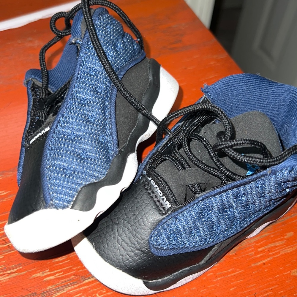 Jordan size 6c